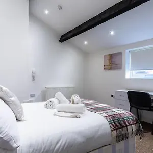kelvin-grove-by-ustay.hotelsin-chester.com/